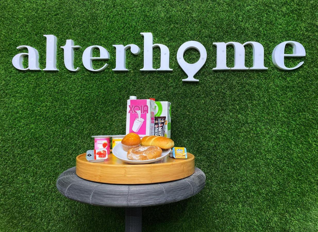 Alterhome Reina Sofia III Madrid Luaran gambar